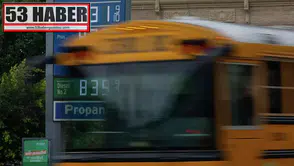 ABD'de benzin fiyatları 2 aydır ilk kez 4 doların altına geriledi