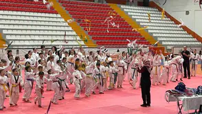 Kars'ta Taekwondo Kuşak Sınavı Coşkusu Zirveye Ulaştı!