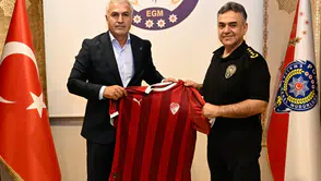 Başkan Ahmet Toprak, Emniyet Müdürü Aydın Karan'ı Ziyaret Etti!
