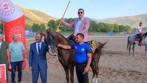 Bayburt'ta Atlı Cirit İl Birincisi 21 Şubat Atlı Spor Kulübü Oldu