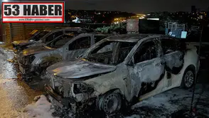Galeri Yangını: Araçlar Alevler İçinde Kaldı