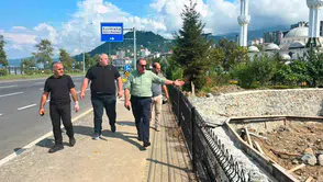 Sürmene Belediyesi İlçe Genelinde Çalışmalarını Sürdürüyor