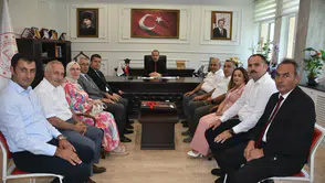 Ardanuç'tan İl Milli Eğitim Müdürü Beraat Şahin'e Hayırlı Olsun Ziyareti