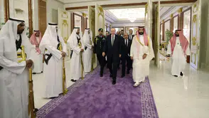 Başkan Erdoğan Suudi Arabistan'da Prens Selman ile Önemli Temaslarda Bulundu!