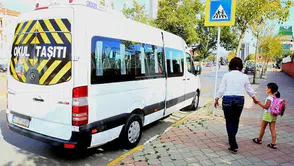 İstanbul'da Okul Servis Ücretleri Zirveye Ulaştı: 90 Bin TL'ye Yükseldi!