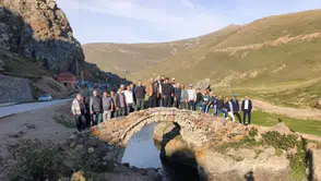 Arsin Belediye Başkanı Hamza Bilgin, Temizlik Personeliyle Bir Araya Geldi