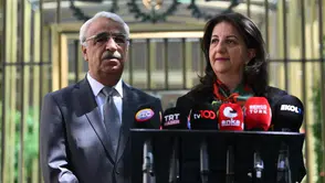DEM Parti heyeti İmralı'ya gitti