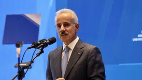 İstanbul Havalimanı 4. pistine kavuştu! Bakan Uraloğlu: Tarihi bir başarıya imza atıyoruz