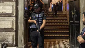 LGBT rezaletine "dur" dendi: Ahlaksız derneğe soruşturma: 21 gözaltı