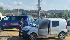 Sakarya'da gizemli ölüm: Muhtar aracında başından vurulmuş halde bulundu