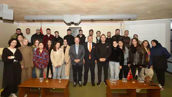 Trabzon'da Sosyal Girişimcilik Eğitimi: Gençler İçin Fırsat ve Toplumsal Farkındalık