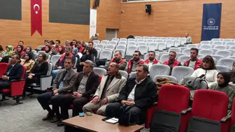 Erzurum'da Gençlik Merkezleri Değerlendirme Toplantısı Yapıldı