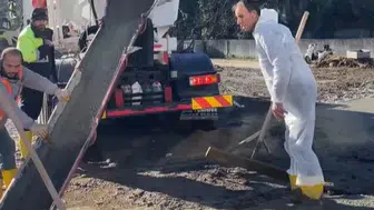 Cumhuriyet Mahallesi’nde Çocuk Parkı ve Sosyal Alan Çalışmaları Sürüyor