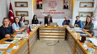 Artvin'de Erasmus+ Projesi Kapsamında Uluslararası Ortaklarla İşbirliği Toplantısı Yapıldı