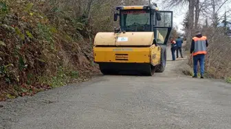 Akmescit Mahallesi’nde Kuru Beton Yol Çalışmaları Sürüyor