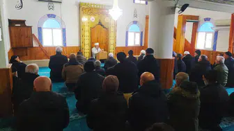 Ardeşen Müftüsü Görmüş, Lütfiye Yanoğlu'nun cenaze merasiminde dualarla veda etti