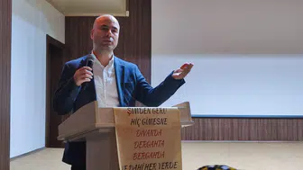 Akçaabat Anadolu Lisesi’nde “Dünya Türk Dili Ailesi Günü” Coşkuyla Kutlandık