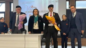 Yomra’da Gaziler ve Öğrenciler Vatan ve Kahramanlık Buluşmasında Bir Araya Geldi