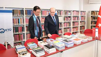 Karadeniz Teknik Üniversitesi, Japonya'dan 175 kitap kazanarak Türk-Japon dostluğunu pekiştirdi.