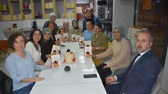 Artvin İl Millî Eğitim Müdürü Beraat Şahin, Öğretmenlerin Kitap Kulübüyle Buluştu