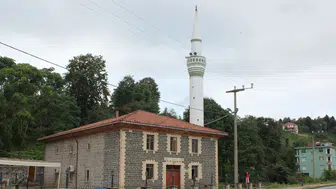 Ardeşen’de Ramazan Programı: Hatimle Teravih ve Mukabele Takvimi Açıklandı