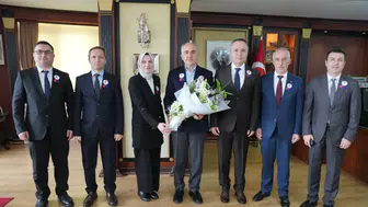 Vergi Haftası Kapsamında Rize Defterdarı’ndan Başkan Metin’e Ziyaret