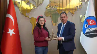 Kars Belediyesi personeline takdirname gururu
