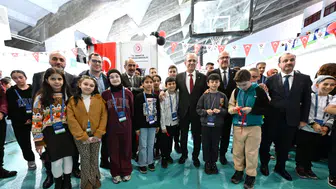 KTÜ’de TÜBİTAK 2204-B Heyecanı: Geleceğin Bilim İnsanları Projelerini Sergiliyor