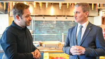 Erzurum Valisi Aydın Baruş Tebrizkapı Esnafını Ziyaret Etti