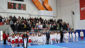 Güneysu'da 23 Nisan Coşkusu: Çocuklar Gösterileriyle Büyüledi!