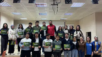 Bayburt’ta Bilgi Yarışması İl Finali Heyecanı: Gençler Kıyasıya Yarıştı