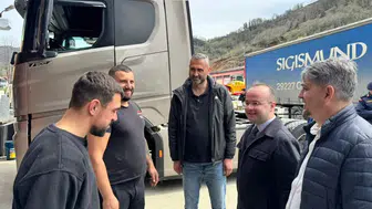 Hopa Kaymakamı Arslantürk Sanayi Esnafıyla Buluştu