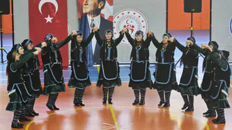 Rize Belediyesi Halk Oyunları Ekibinden Büyük Başarı: İl Şampiyonu Oldular