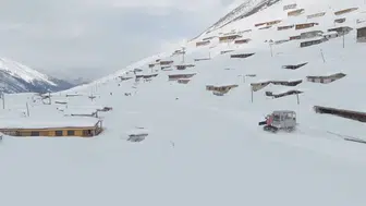 Rize’de Nisan Şoku: Yaylada Kar 2 Metreye Ulaştı