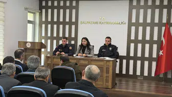 Şalpazarı’nda Muhtarlarla Kapsamlı Değerlendirme Toplantısı Gerçekleştirildi