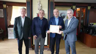 RTEÜ’den Rize Belediyesi’ne Teşekkür Ziyareti: İftar Destekleri Takdir Topladı