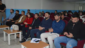 Silopi'de Gençlere Dijital Suçlarla Mücadele Eğitimi Düzenlendi