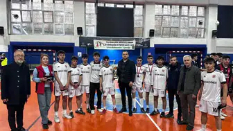 Artvin’de Polis Haftası Futbol Turnuvası Sona Erdi: Şampiyonlar Belli Oldu