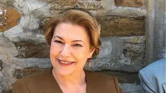 Zeynep Eronat: Yeteneğiyle Parlayan Yıldız ve Hayatına Dair Tüm Bilgiler!