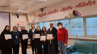 Hopa Devlet Hastanesi’nde Gebe Okulu Nisan Dönemi Tamamlandı