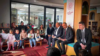Kaymakam Sözen, Minik Öğrencilerle Kütüphane Haftası Etkinliğinde Buluştu