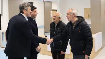 Güneysu Kaymakamı Eyüp Gürdal ve Başkan Rıfat Özer’den Hastalara Ziyaret