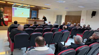 Rize Yeşilay’dan Muhtarlara Bağımlılıkla Mücadele Eğitimi