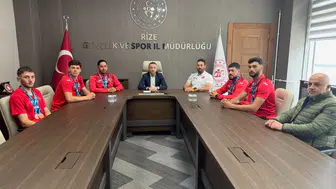 Rize’nin Gururu Milli Raftingcilerden Anlamlı Ziyaret