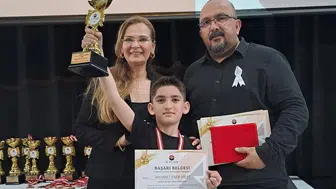 Hopa'lı Öğrenci Mehmet Emir Mert, Türkiye Finalleri'nde Başarı Gösterdi