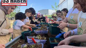 Çilek Severler İçin Çayırova'da Ekim Atölyesi Düzenlendi!