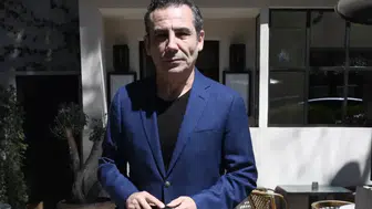Ferhat Göçer'den Çarpıcı Uyarı: Yapay Zeka Müzik Endüstrisini 8 Milyar Dolar Zarar Ettirecek!
