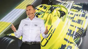 Opel, Formula E için yenilikçi GSE 27FE Yarış Otomobilini Görücüye Çıkardı!