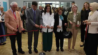 Kütahya'da Sanatseverleri Büyüleyen Tezhip Sergisi Törenle Hizmete Sunuldu!