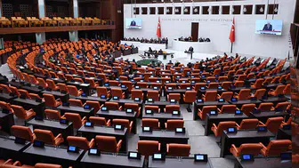 Kamu Çalışanlarına Müjdeli Haber: 2026'da 100 Bin Taşeron İşçiye Kadro Verilecek! Torba Yasada TYP, KİT ve Belediye İşçilerinin Durumu Ne Olacak?
